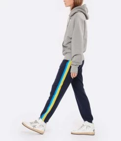 AMI Paris Sweatshirt Hoodie Unisexe Ami De Cœur Coton Bio Gris Chiné 8 AMI Paris Sweatshirt Hoodie Unisexe Ami De Cœur Coton Bio Gris Chiné -Majestic Filatures shop 122 1