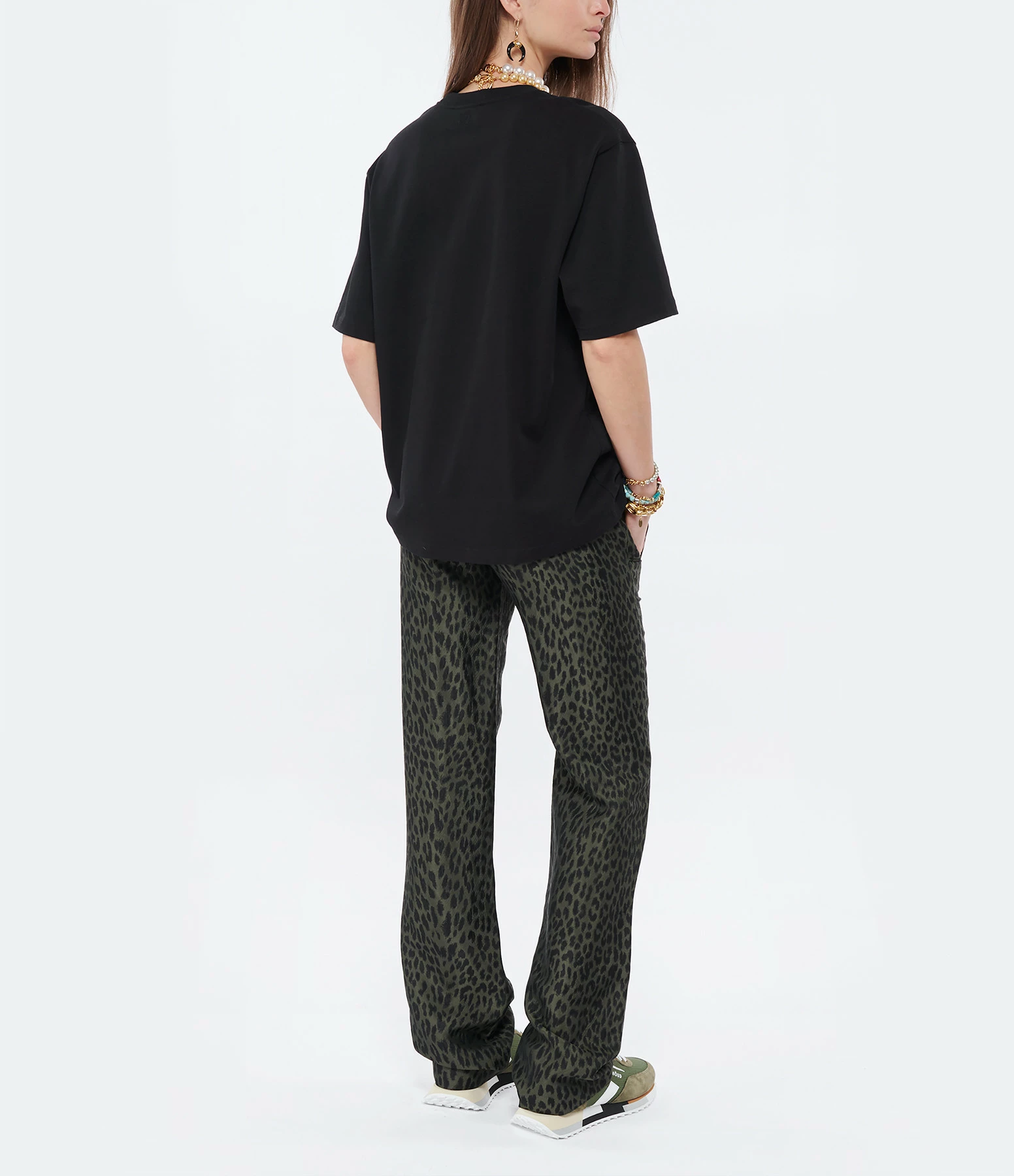 AMI Paris Tee-shirt Unisexe Ami De Cœur Coton Biologique Noir 4 AMI Paris Tee-shirt Unisexe Ami De Cœur Coton Biologique Noir – Image 4