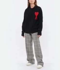 AMI Paris Pull Unisexe Oversize Ami De Cœur Col Rond Laine Noir Rouge -Majestic Filatures shop amipa look20220726 55