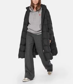 AMI Paris Sweatshirt Hoodie Unisexe Ami De Cœur Coton Bio Gris Chiné 13 AMI Paris Sweatshirt Hoodie Unisexe Ami De Cœur Coton Bio Gris Chiné -Majestic Filatures shop amipa look20221011 199