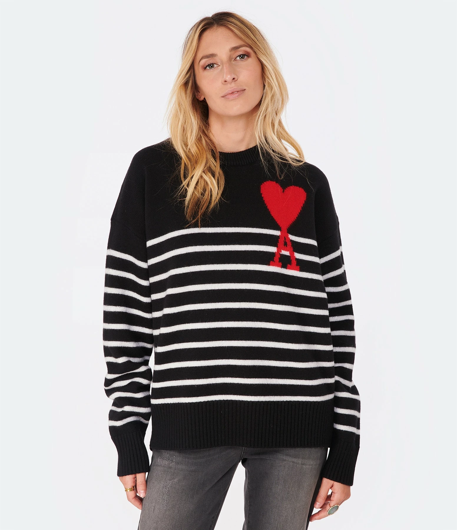 AMI Paris Pull Marinière Unisexe Ami De Cœur Laine Noir Blanc Rouge 3 AMI Paris Pull Marinière Unisexe Ami De Cœur Laine Noir Blanc Rouge – Image 3