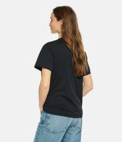 AMI Paris Tee-shirt Unisexe Ami De Cœur Coton Biologique Noir 8 AMI Paris Tee-shirt Unisexe Ami De Cœur Coton Biologique Noir -Majestic Filatures shop amipa look20230118 281