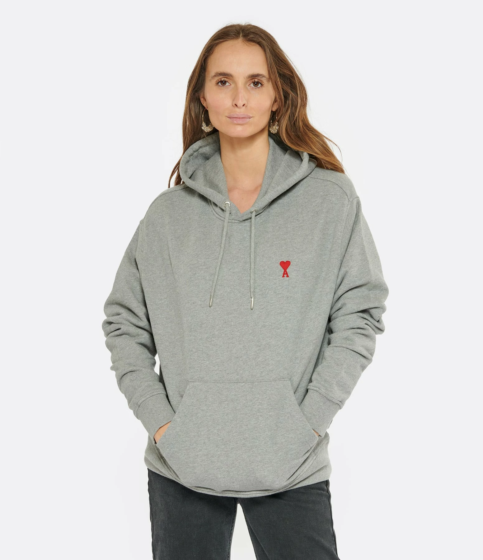 AMI Paris Sweatshirt Hoodie Unisexe Ami De Cœur Coton Bio Gris Chiné 3 AMI Paris Sweatshirt Hoodie Unisexe Ami De Cœur Coton Bio Gris Chiné – Image 3