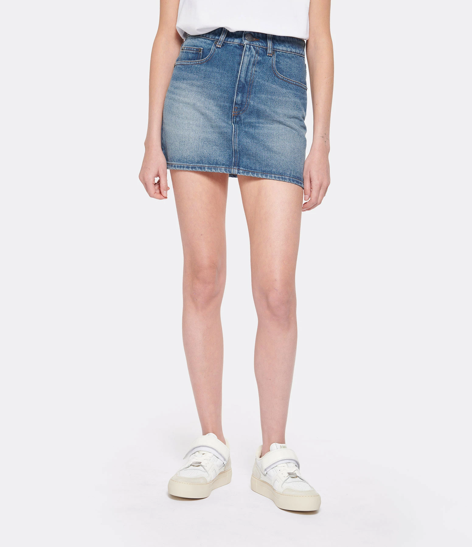 AMI Paris Jupe Courte Coton Bleu Usé 4 AMI Paris Jupe Courte Coton Bleu Usé – Image 4