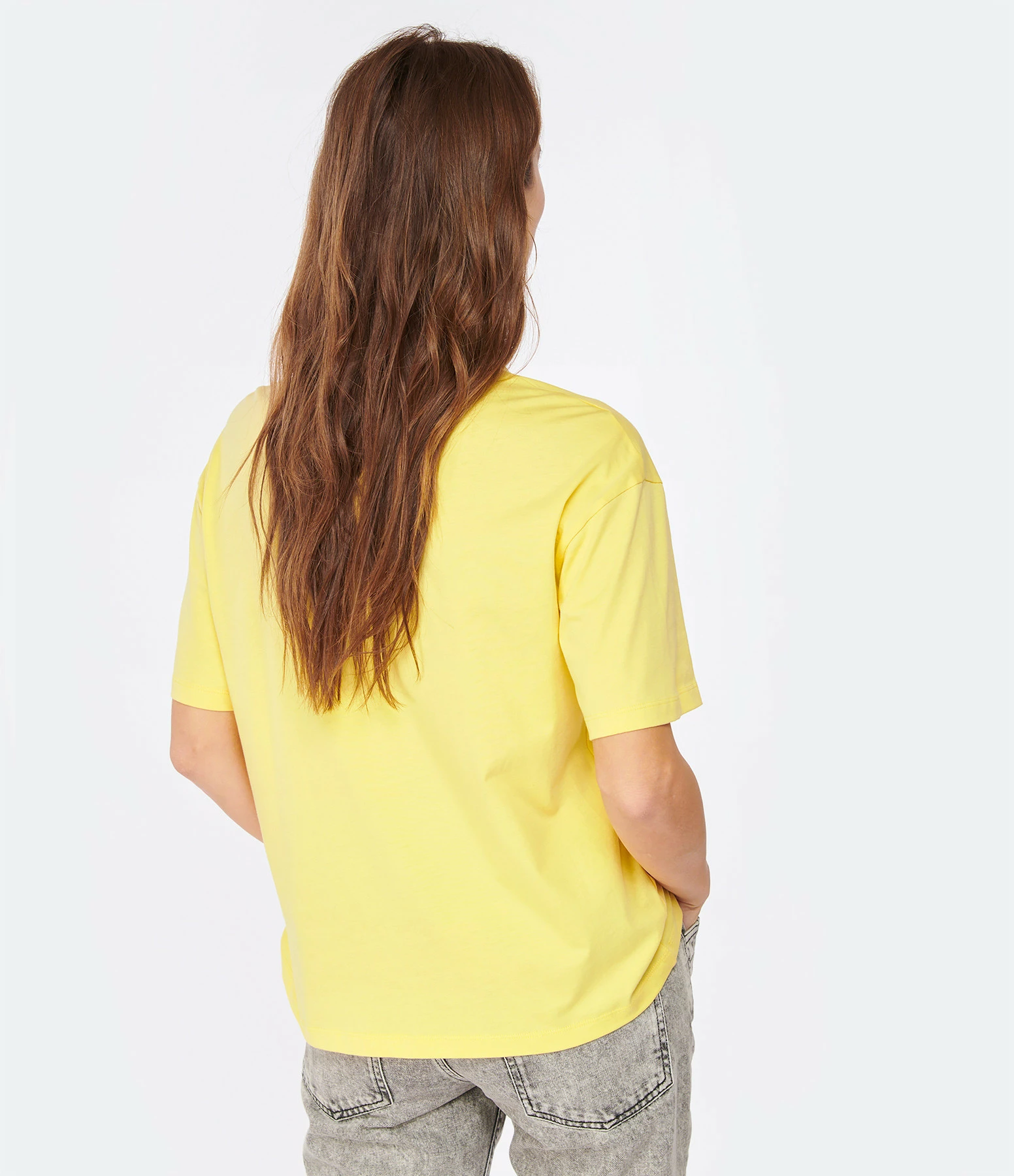 A.P.C. Tee-shirt Karol Coton Jaune 4 A.P.C. Tee-shirt Karol Coton Jaune – Image 4
