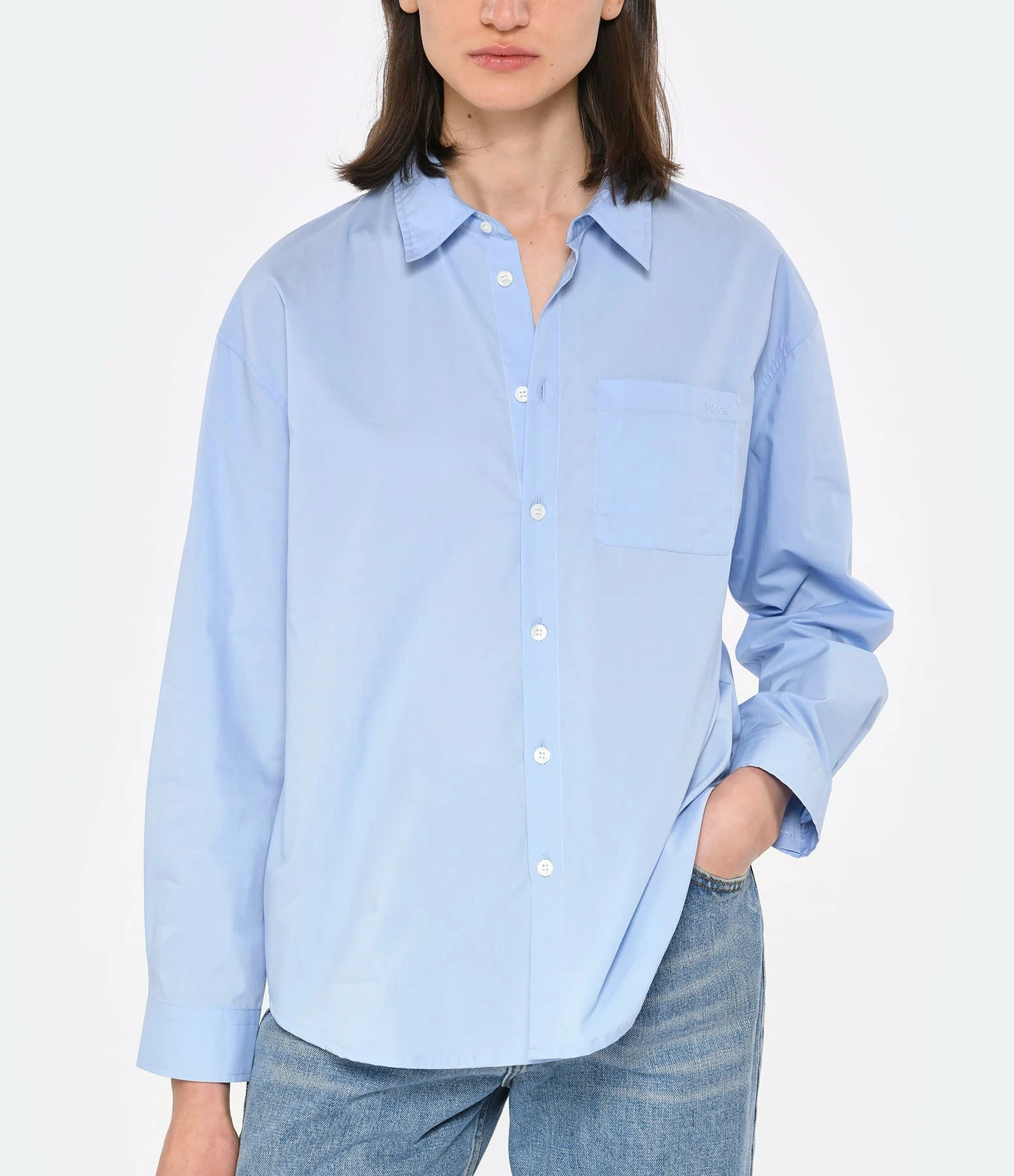 A.P.C. Chemise Boyfriend Logo Bleu Clair 2 A.P.C. Chemise Boyfriend Logo Bleu Clair – Image 2