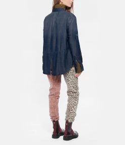 Bella Dahl Chemise Split Back Button Down Dark Ombre Wash 9 Bella Dahl Chemise Split Back Button Down Dark Ombre Wash -Majestic Filatures shop bella look20211020 152