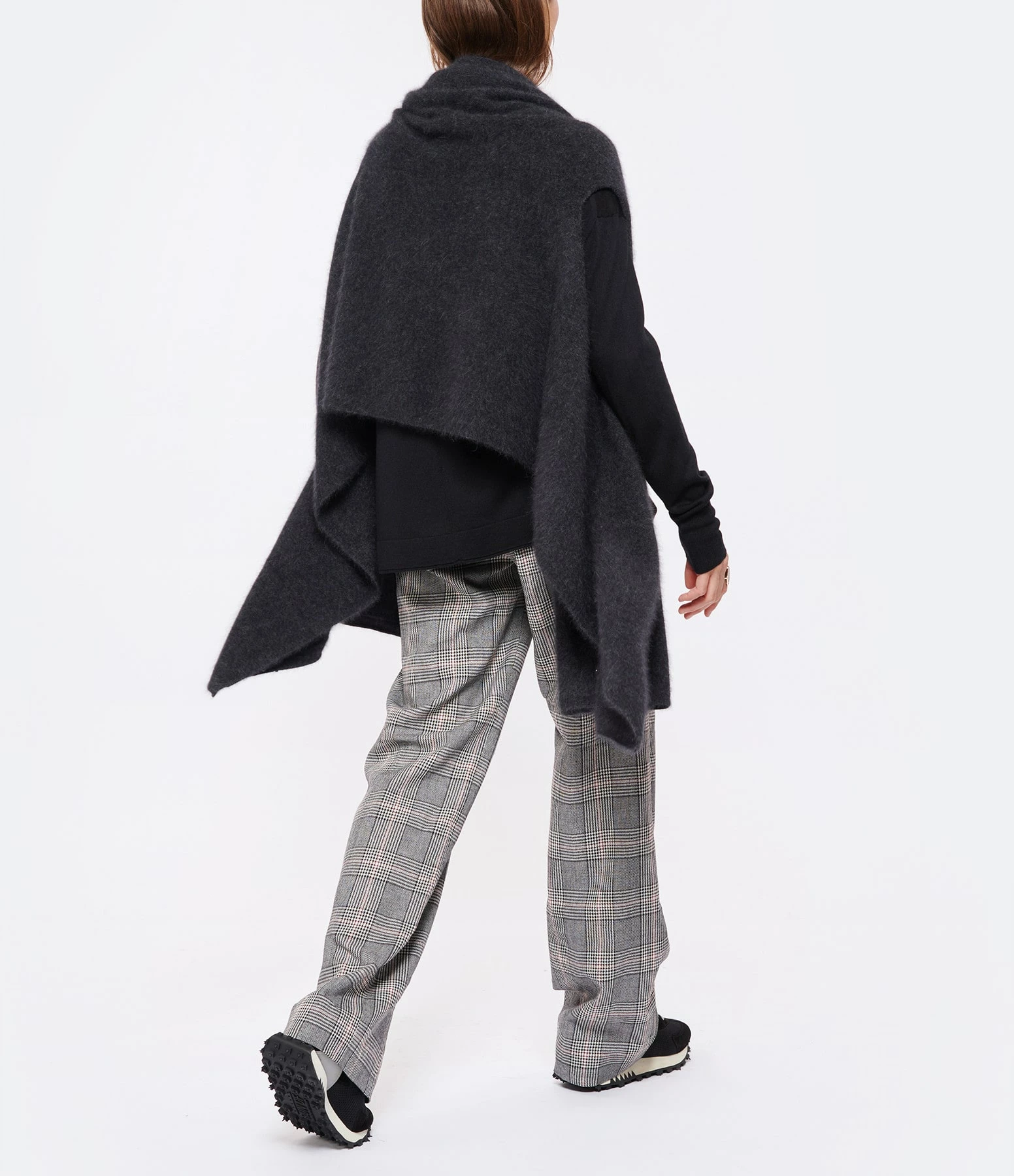 CT PLAGE Gilet Étole Raccon Gris 4 CT PLAGE Gilet Étole Raccon Gris – Image 4