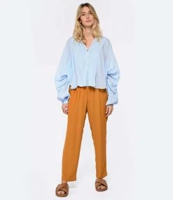 FORTE_FORTE Chemise Soie Bleu Ciel -Majestic Filatures shop fof10 look20221214 592