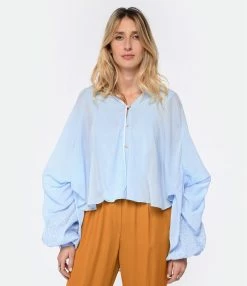 FORTE_FORTE Chemise Soie Bleu Ciel -Majestic Filatures shop fof10 look20221214 595