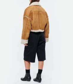 HALFBOY Veste Aviateur Cuir Suédé Miel Crème -Majestic Filatures shop halfb look20220913 112 scaled