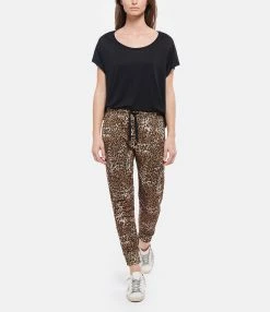 JEANNE VOULAND Tee-shirt Bach Col Rond Lyocell Noir -Majestic Filatures shop jvoul look20220307 383