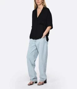 JEANNE VOULAND Chemise Jono Loose Noir 9 JEANNE VOULAND Chemise Jono Loose Noir -Majestic Filatures shop jvoul look20230215 468