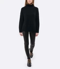 Kujten Pull Ulla Col Cheminé Oversize Cachemire Noir -Majestic Filatures shop kujte look20211230 15