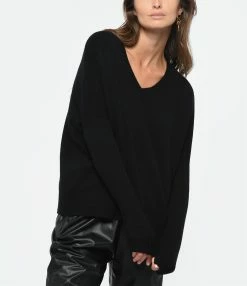 Kujten Pull Mel Cachemire Noir 8 Kujten Pull Mel Cachemire Noir -Majestic Filatures shop kujte look20220928 293