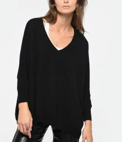 Kujten Pull Minie Col V Cachemire Noir -Majestic Filatures shop kujte look20220928 392