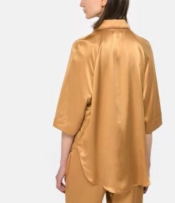 LOULOU STUDIO Chemise Manches Courtes Datia Soie Camel -Majestic Filatures shop loulo look20230223 154