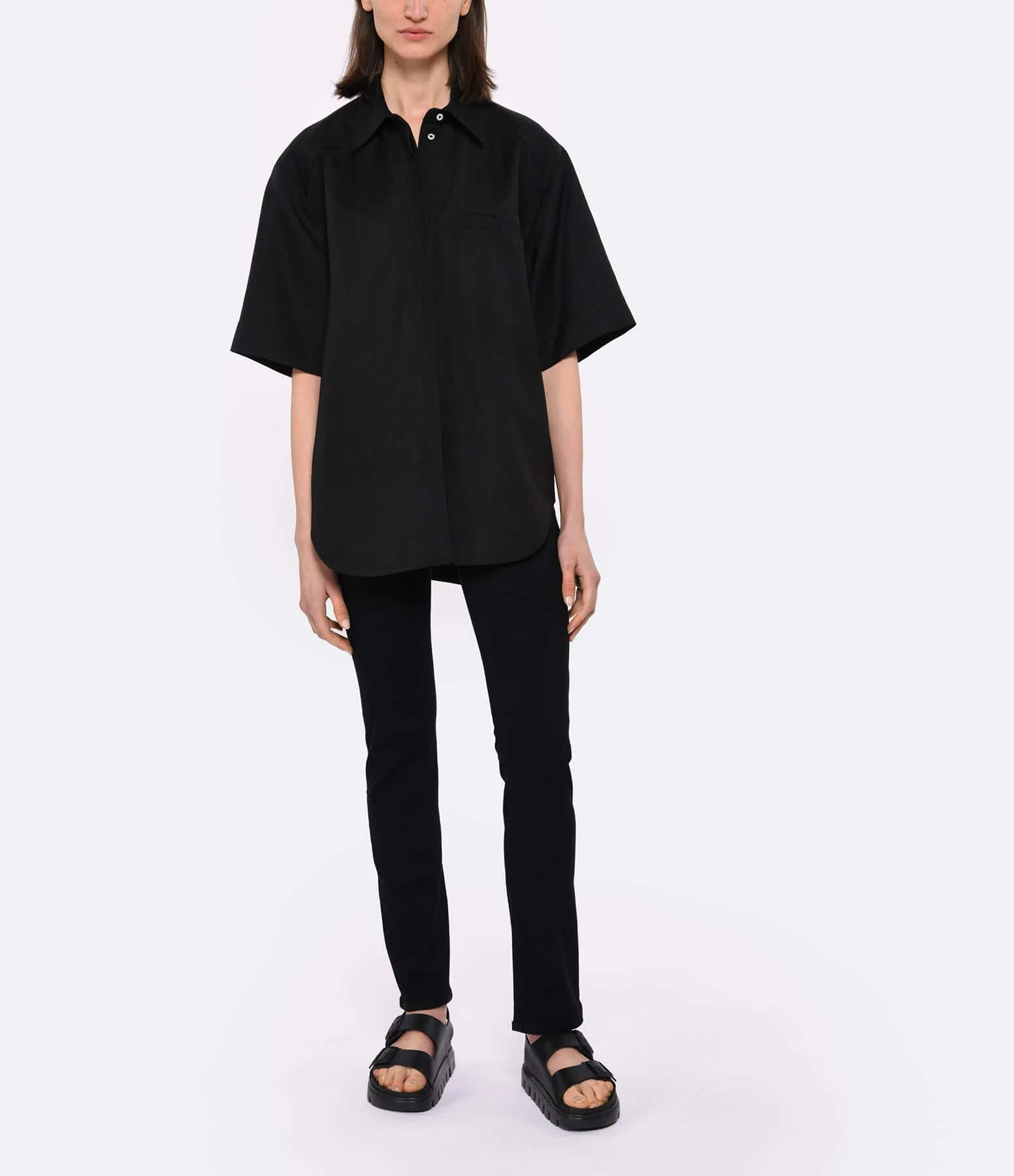 LOULOU STUDIO Chemise Manches Courtes Moheli Noir 3 LOULOU STUDIO Chemise Manches Courtes Moheli Noir – Image 3