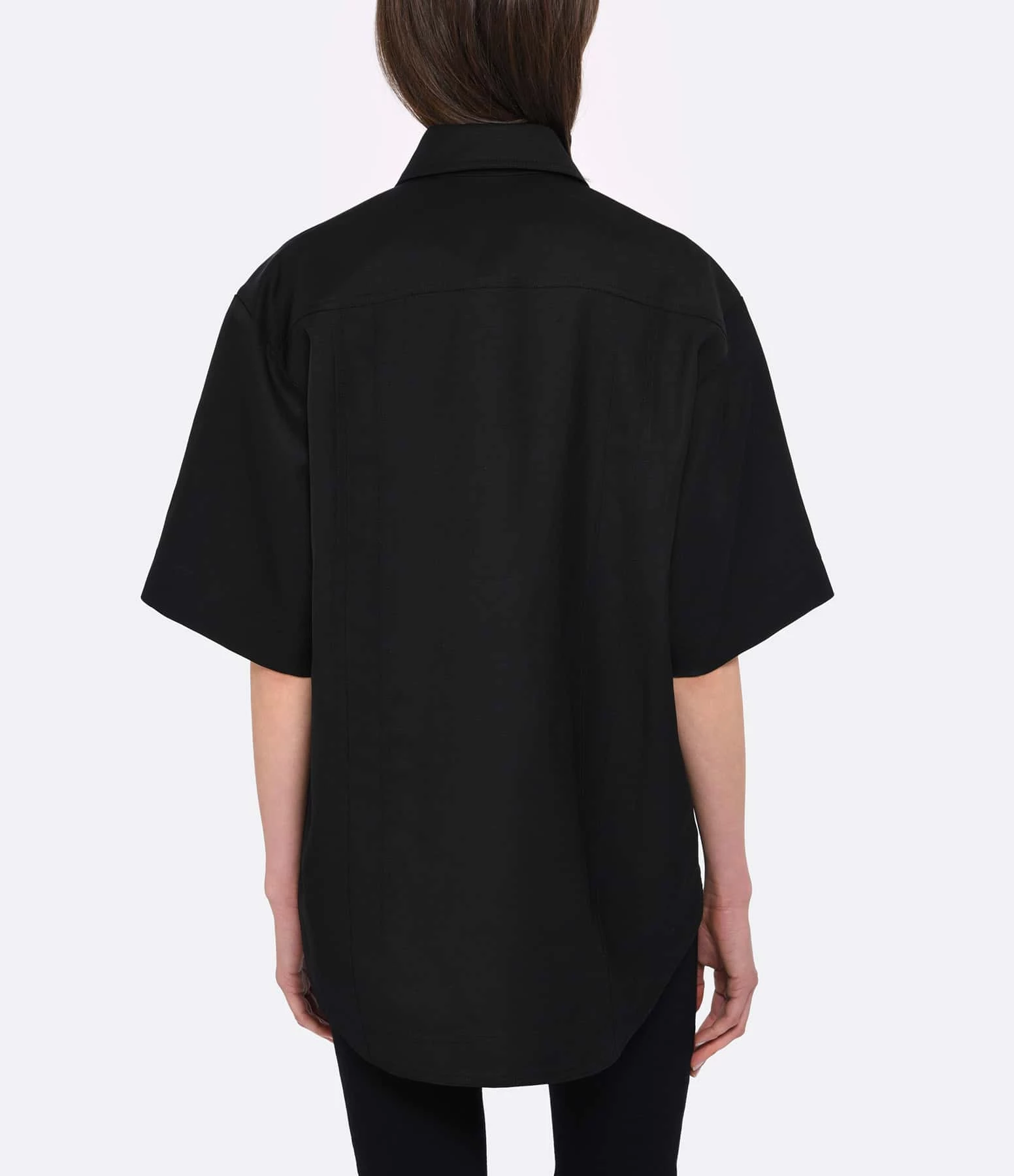 LOULOU STUDIO Chemise Manches Courtes Moheli Noir 4 LOULOU STUDIO Chemise Manches Courtes Moheli Noir – Image 4