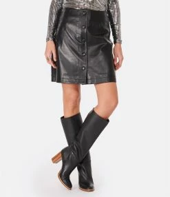 MAISON STANDARDS Jupe Boutonnée Emilia Cuir Noir -Majestic Filatures shop maiso look20221012 308