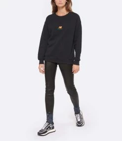New Balance Sweatshirt NB Athletics Kim Van Vuuren Crew Coton Noir -Majestic Filatures shop newbw look20220831 63 2