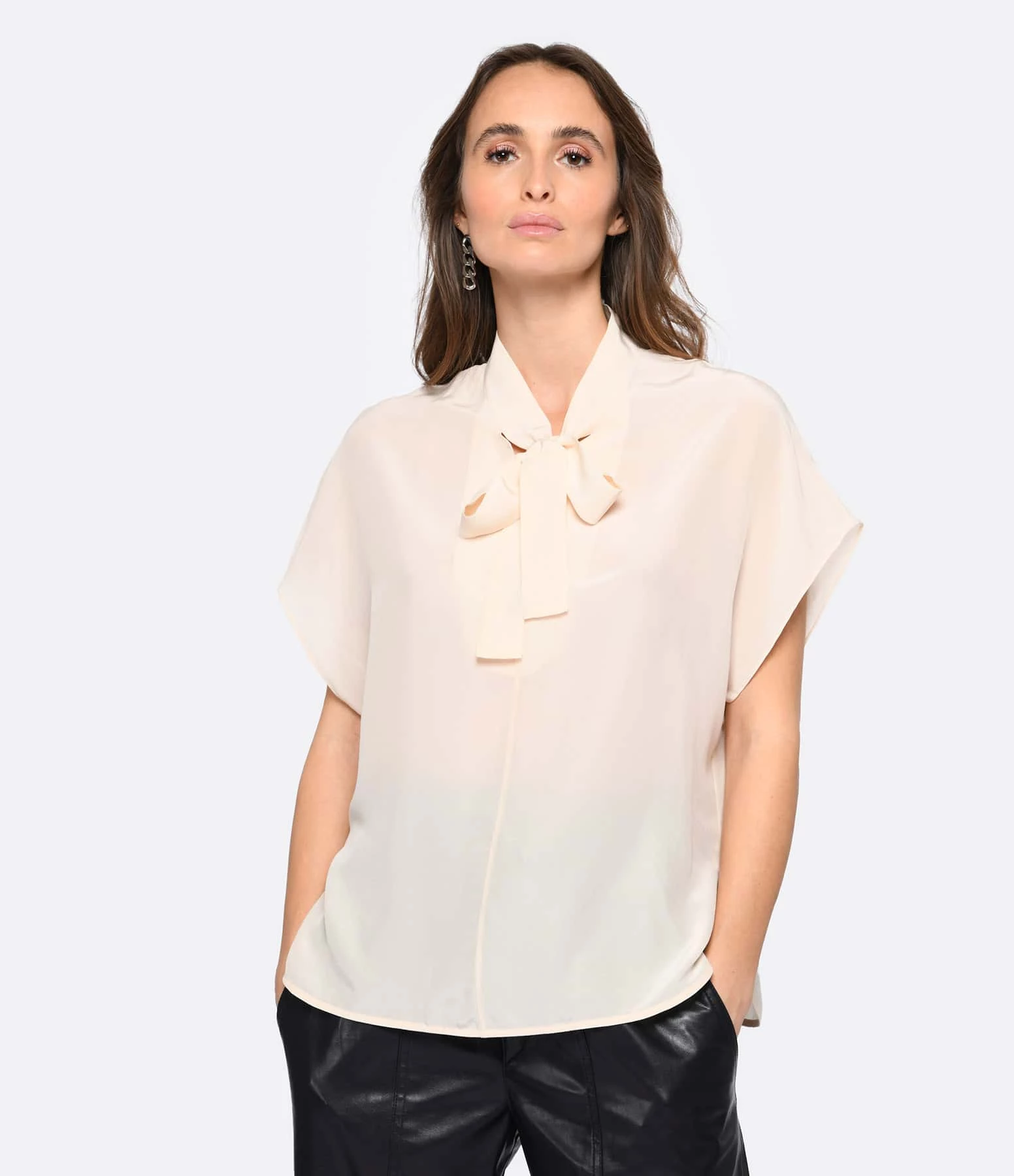 Vanessa Bruno Chemise Ashley Soie Poudre 4 Vanessa Bruno Chemise Ashley Soie Poudre – Image 4