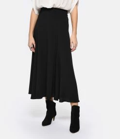 Vanessa Bruno Jupe Midi Anaelle Noir -Majestic Filatures shop vbrun look20221207 382