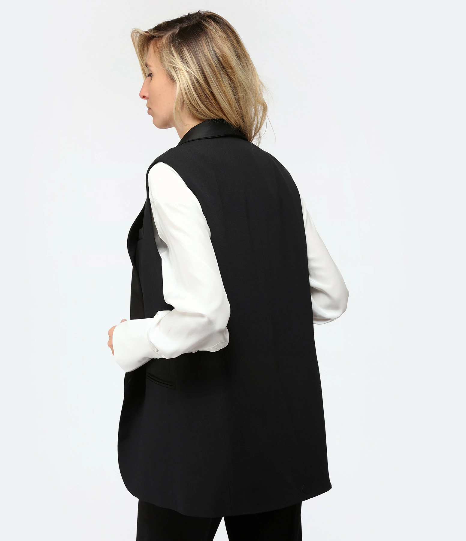 Vanessa Bruno Veste Annie Noir 4 Vanessa Bruno Veste Annie Noir – Image 4