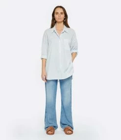 XIRENA Chemise Sydney Coton Bleu Ciel -Majestic Filatures shop xiren look20230118 235