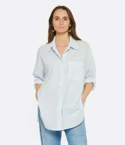 XIRENA Chemise Sydney Coton Bleu Ciel -Majestic Filatures shop xiren look20230118 236